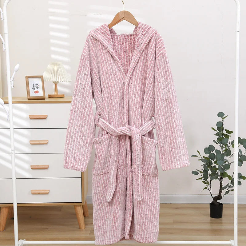 Peignoir de bain avec capuche rose